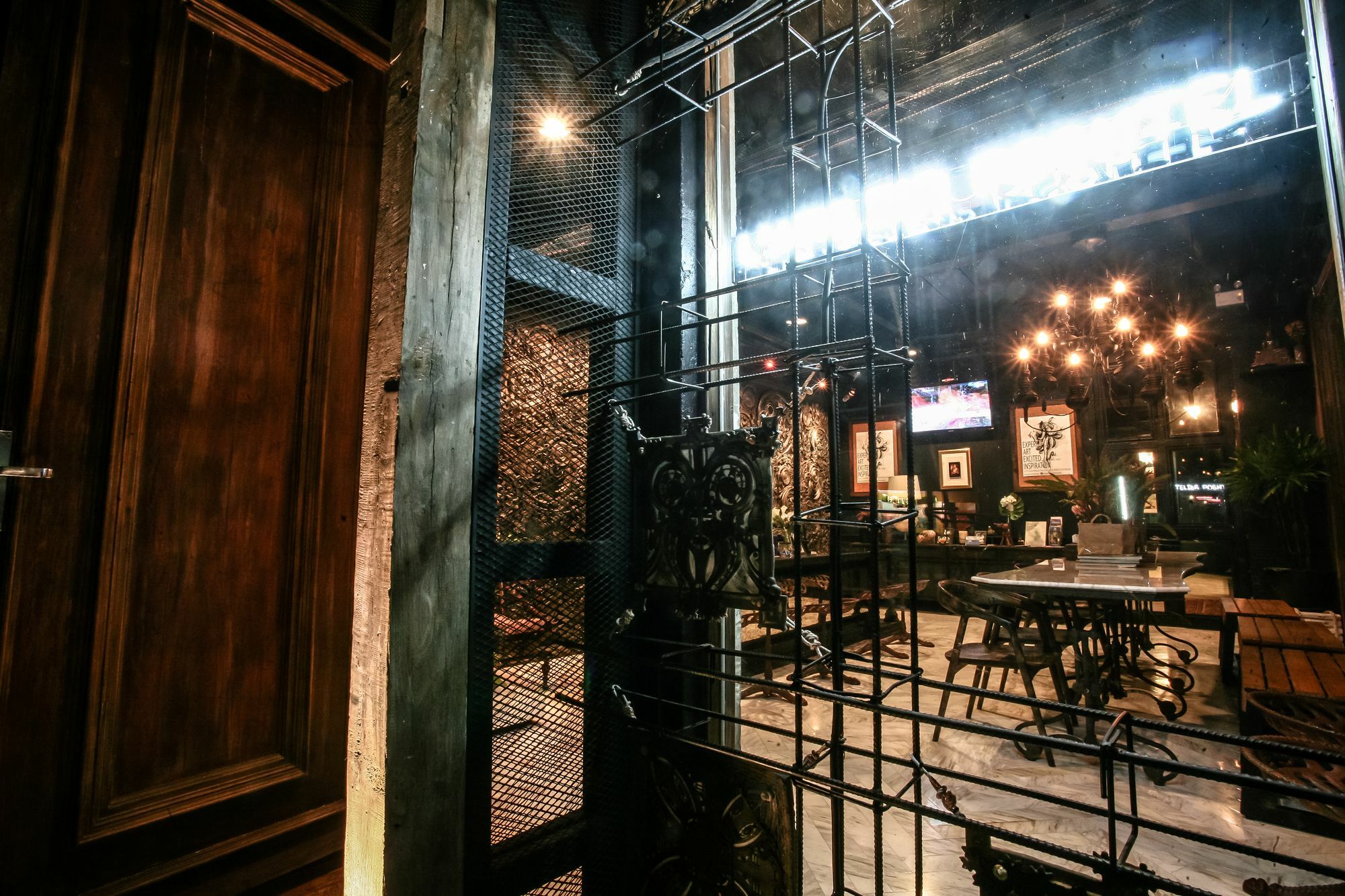 Хостел Shade House - Phuket Downtown Екстер'єр фото